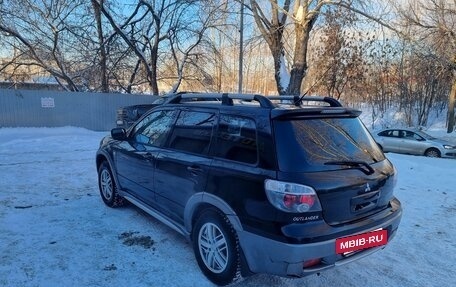 Mitsubishi Outlander III рестайлинг 3, 2005 год, 750 000 рублей, 3 фотография