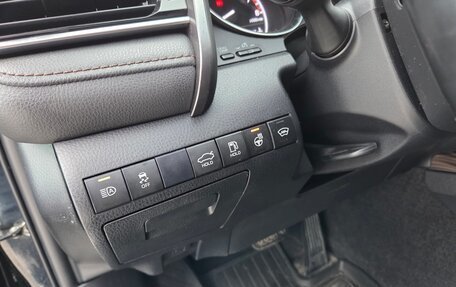 Toyota Camry, 2020 год, 2 800 000 рублей, 17 фотография