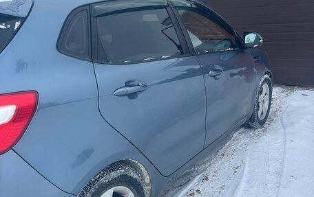 KIA Rio III рестайлинг, 2014 год, 850 000 рублей, 2 фотография