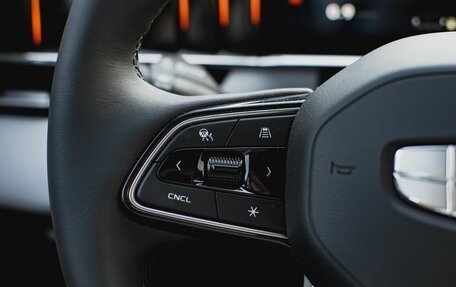 Geely Atlas, 2025 год, 3 977 900 рублей, 17 фотография