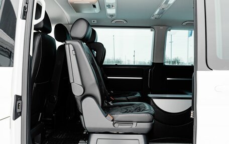 Volkswagen Multivan T6 рестайлинг, 2019 год, 5 200 000 рублей, 14 фотография