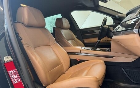 BMW 7 серия, 2015 год, 1 999 000 рублей, 25 фотография