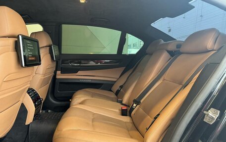 BMW 7 серия, 2015 год, 1 999 000 рублей, 33 фотография