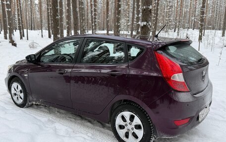 Hyundai Solaris II рестайлинг, 2011 год, 870 000 рублей, 6 фотография