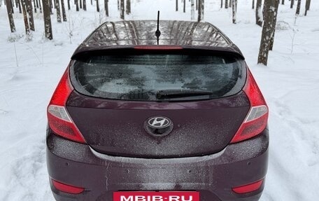 Hyundai Solaris II рестайлинг, 2011 год, 870 000 рублей, 8 фотография