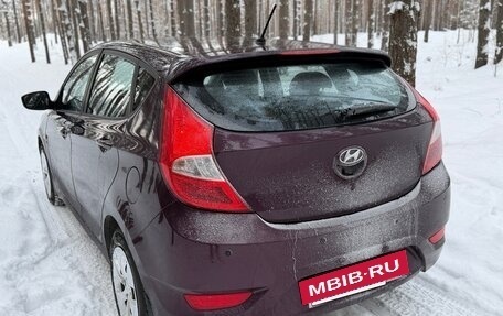 Hyundai Solaris II рестайлинг, 2011 год, 870 000 рублей, 7 фотография
