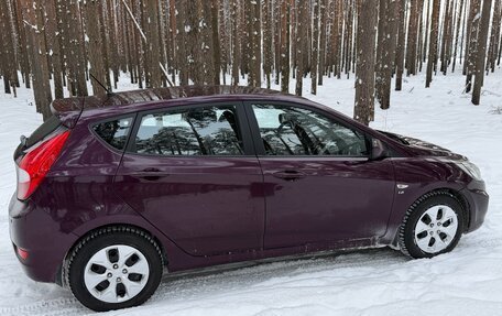 Hyundai Solaris II рестайлинг, 2011 год, 870 000 рублей, 10 фотография