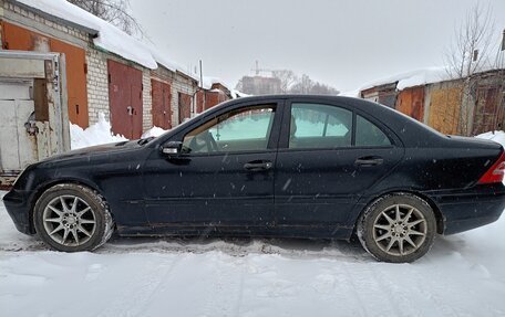 Mercedes-Benz C-Класс, 2001 год, 380 000 рублей, 3 фотография