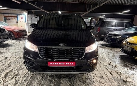 KIA Carnival III, 2019 год, 2 980 000 рублей, 2 фотография