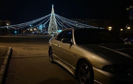 Nissan Skyline, 1993 год, 750 000 рублей, 15 фотография