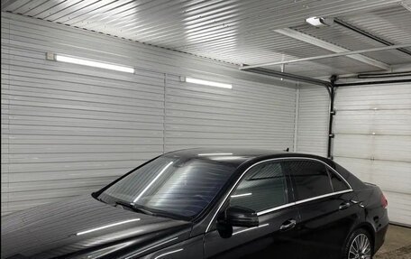 Mercedes-Benz E-Класс, 2014 год, 2 700 000 рублей, 3 фотография