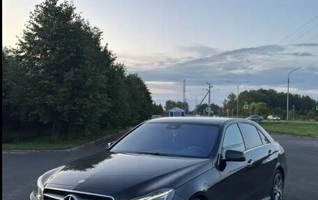 Mercedes-Benz E-Класс, 2014 год, 2 700 000 рублей, 10 фотография