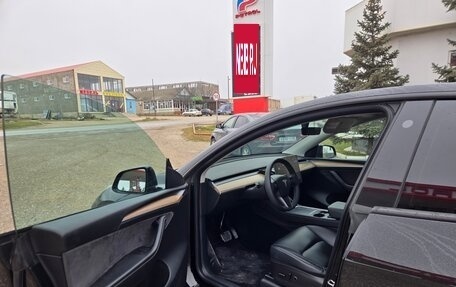 Tesla Model Y I, 2022 год, 2 250 000 рублей, 14 фотография