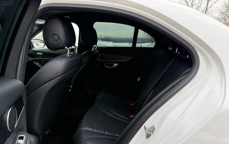 Mercedes-Benz C-Класс, 2017 год, 2 999 999 рублей, 15 фотография