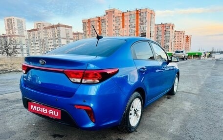 KIA Rio IV, 2018 год, 1 630 000 рублей, 5 фотография
