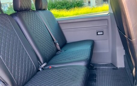 Volkswagen Caravelle T6 рестайлинг, 2021 год, 4 390 000 рублей, 8 фотография