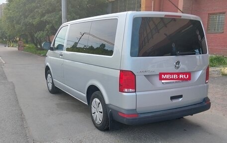 Volkswagen Caravelle T6 рестайлинг, 2021 год, 4 390 000 рублей, 4 фотография