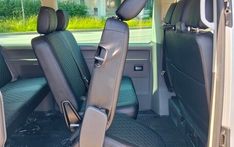 Volkswagen Caravelle T6 рестайлинг, 2021 год, 4 390 000 рублей, 15 фотография