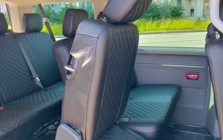 Volkswagen Caravelle T6 рестайлинг, 2021 год, 4 390 000 рублей, 16 фотография