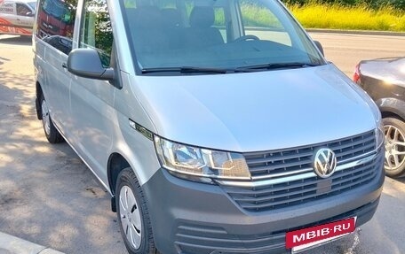 Volkswagen Caravelle T6 рестайлинг, 2021 год, 4 390 000 рублей, 30 фотография