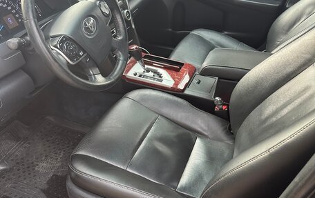 Toyota Camry, 2014 год, 1 700 000 рублей, 10 фотография