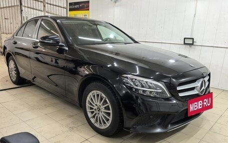 Mercedes-Benz C-Класс, 2020 год, 2 600 000 рублей, 3 фотография