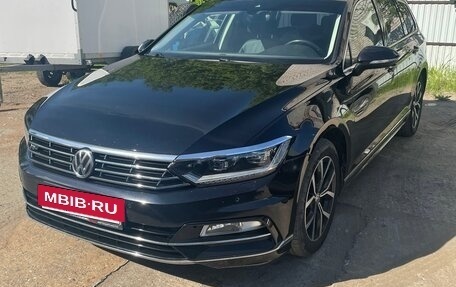 Volkswagen Passat B8 рестайлинг, 2019 год, 1 950 000 рублей, 12 фотография
