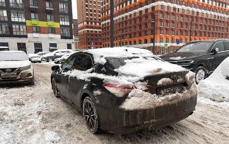 Toyota Camry, 2021 год, 2 950 000 рублей, 4 фотография