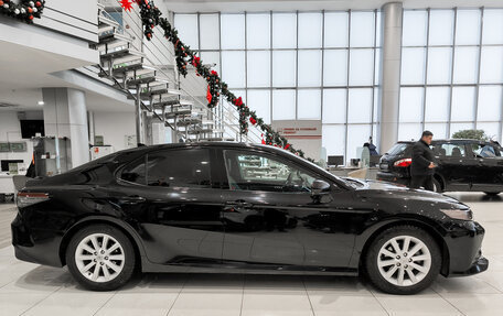 Toyota Camry, 2020 год, 3 050 000 рублей, 5 фотография