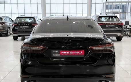 Toyota Camry, 2020 год, 3 050 000 рублей, 7 фотография