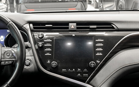 Toyota Camry, 2020 год, 3 050 000 рублей, 18 фотография