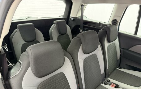 Citroen C4 Picasso II рестайлинг, 2014 год, 990 000 рублей, 16 фотография