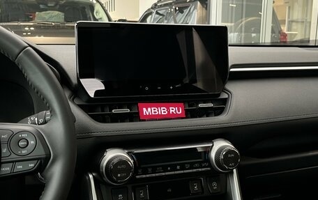 Toyota RAV4, 2025 год, 4 499 000 рублей, 17 фотография