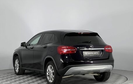 Mercedes-Benz GLA, 2014 год, 1 800 000 рублей, 7 фотография