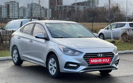 Hyundai Solaris II рестайлинг, 2017 год, 747 000 рублей, 2 фотография