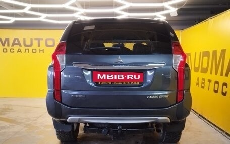 Mitsubishi Pajero Sport III рестайлинг, 2019 год, 2 999 000 рублей, 7 фотография