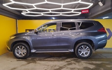 Mitsubishi Pajero Sport III рестайлинг, 2019 год, 2 999 000 рублей, 2 фотография