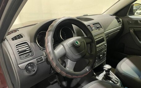 Skoda Yeti I рестайлинг, 2011 год, 700 000 рублей, 23 фотография