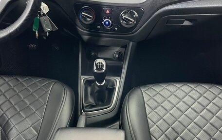 Hyundai Solaris II рестайлинг, 2017 год, 1 150 000 рублей, 16 фотография