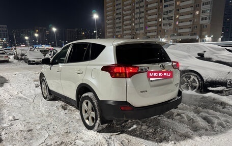 Toyota RAV4, 2013 год, 1 800 000 рублей, 3 фотография