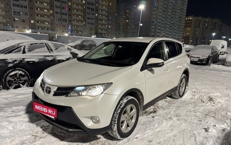 Toyota RAV4, 2013 год, 1 800 000 рублей, 7 фотография