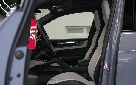 Porsche Cayenne III, 2025 год, 19 190 000 рублей, 15 фотография
