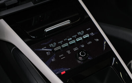 Porsche Cayenne III, 2025 год, 19 190 000 рублей, 27 фотография