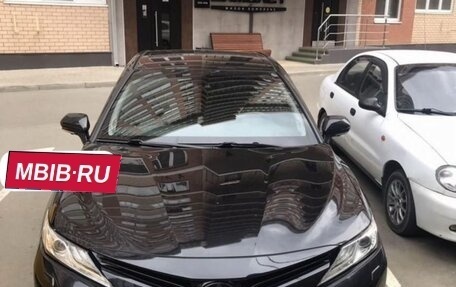 Toyota Camry, 2020 год, 3 000 000 рублей, 1 фотография