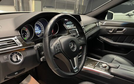 Mercedes-Benz E-Класс, 2013 год, 2 550 000 рублей, 11 фотография