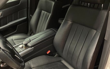 Mercedes-Benz E-Класс, 2013 год, 2 550 000 рублей, 10 фотография