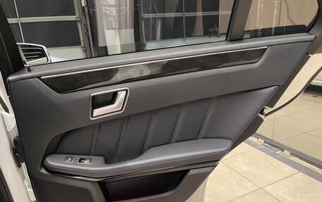 Mercedes-Benz E-Класс, 2013 год, 2 550 000 рублей, 21 фотография