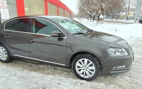 Volkswagen Passat B7, 2012 год, 1 050 000 рублей, 4 фотография