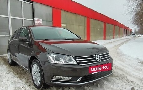 Volkswagen Passat B7, 2012 год, 1 050 000 рублей, 2 фотография