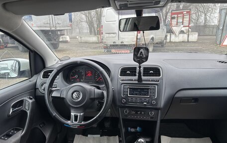 Volkswagen Polo VI (EU Market), 2012 год, 740 000 рублей, 7 фотография